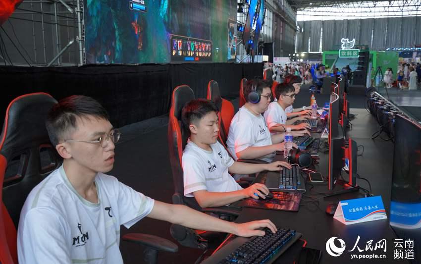 国足终将在 国足终将在